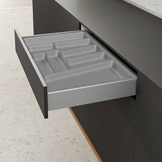 Организация OrgaTray 740 серебро,  пластик L=550 W=900 AvanTech YOU (9302730) Hettich